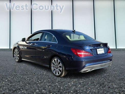 Used 2018 Mercedes-Benz CLA 250 4MATIC image 7