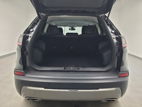 Used 2019 Jeep Cherokee Limited image 29