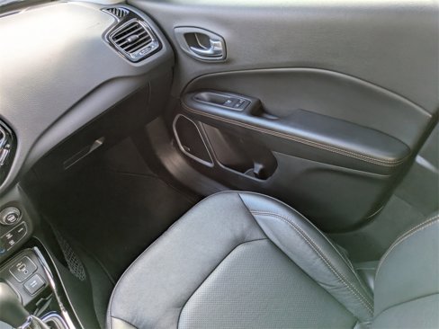 Used 2021 Jeep Compass Limited w/ Sun and Sound Group image 17