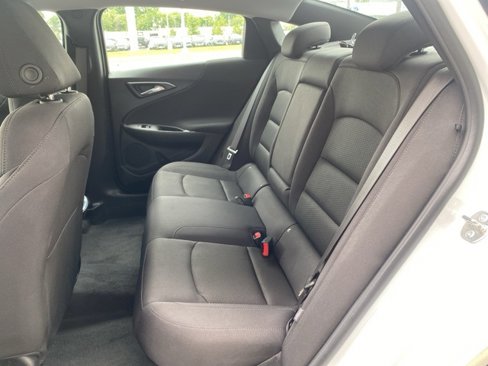 Used 2024 Chevrolet Malibu LT image 10