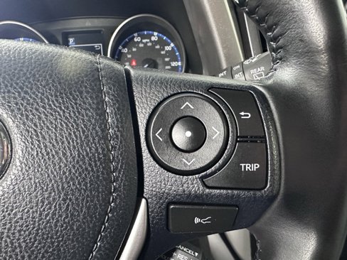 Used 2018 Toyota RAV4 XLE image 26