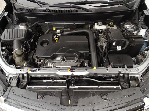 Used 2023 Chevrolet Equinox LT w/ LPO, Floor Liner Package image 39