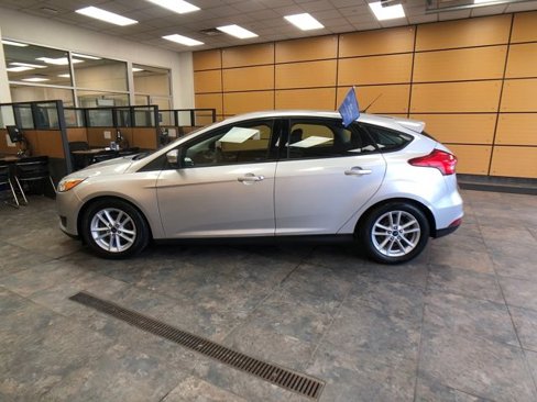 Certified 2016 Ford Focus SE image 4