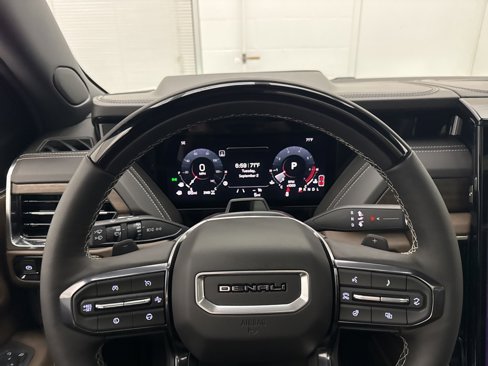 New 2025 GMC Yukon Denali Ultimate image 18
