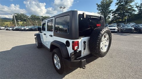 Used 2018 Jeep Wrangler Unlimited Sport S image 6