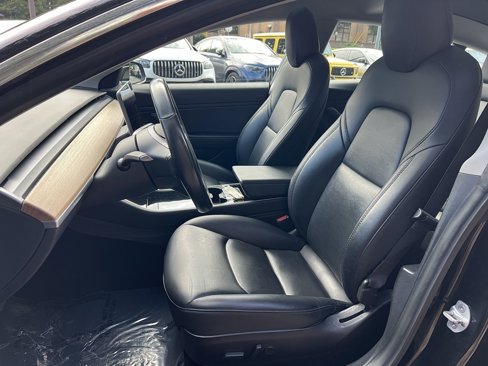 Used 2018 Tesla Model 3 Mid Range image 24