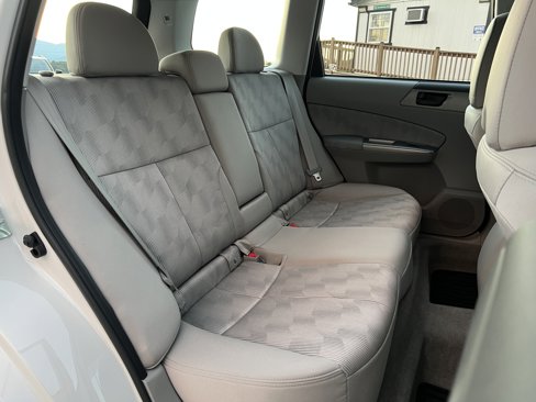 Used 2010 Subaru Forester 2.5X image 12