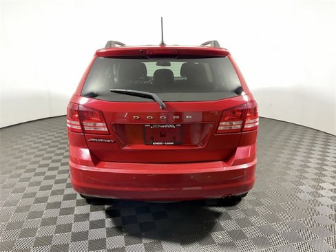 Used 2020 Dodge Journey SE w/ SE Popular Equipment Group image 10