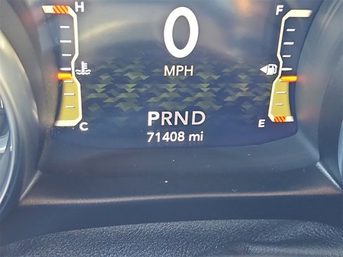 Used 2020 Jeep Wrangler Unlimited Sahara image 12