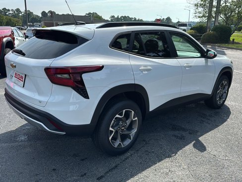 New 2025 Chevrolet Trax LT w/ Driver Confidence Package image 5