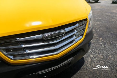 Used 2014 Freightliner Sprinter 2500 image 9
