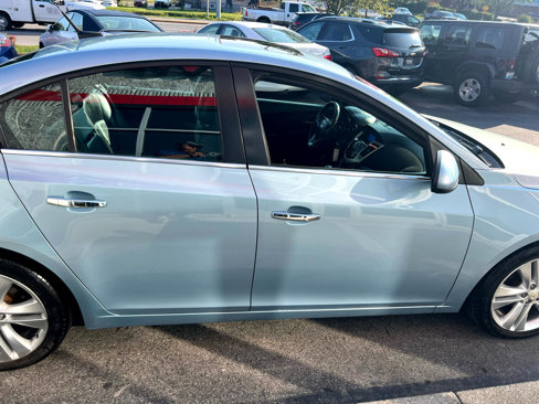 Used 2011 Chevrolet Cruze LTZ image 8