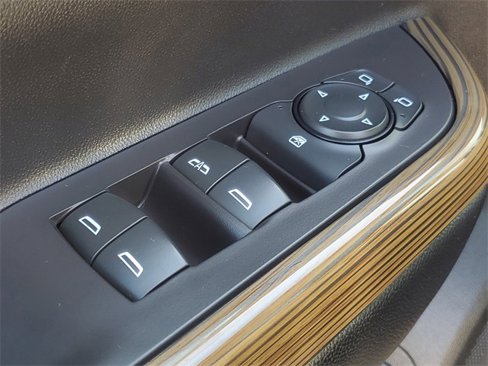 Used 2020 GMC Acadia SLE w/ Driver Convenience Package image 12