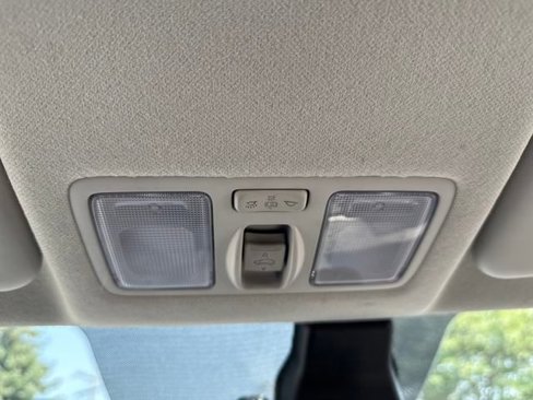 Certified 2023 Hyundai Venue SEL image 24