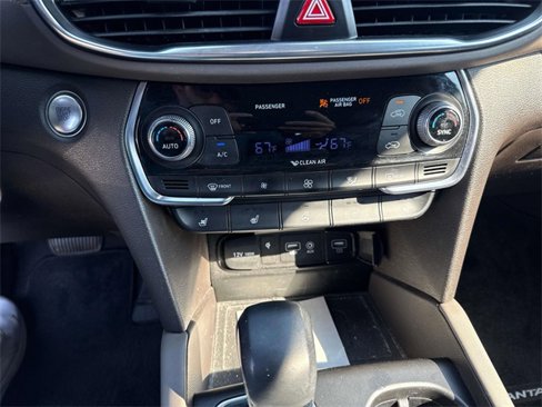 Used 2020 Hyundai Santa Fe Limited image 33