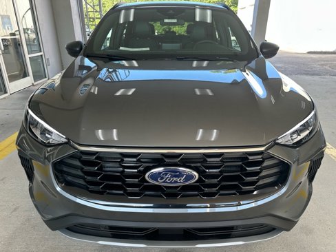New 2025 Ford Escape ST-Line w/ Equipment Group 301A image 7