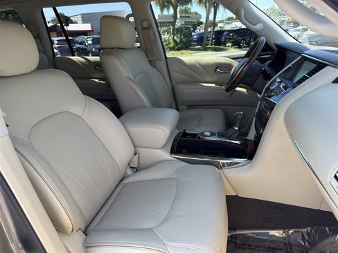 Used 2017 INFINITI QX80 2WD w/ Deluxe Technology Package image 29