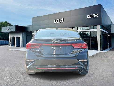 Used 2021 Kia Forte GT-Line w/ GT-Line Premium Package image 7