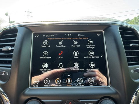 Used 2018 Jeep Grand Cherokee Altitude image 24