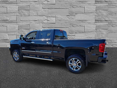 Used 2016 Chevrolet Silverado 2500 High Country w/ High Country Premium Package image 8