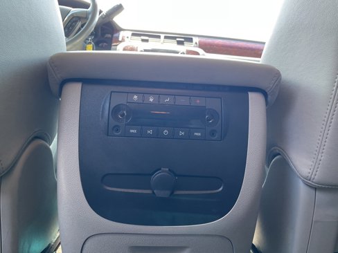 Used 2013 Chevrolet Tahoe LT w/ Texas Edition image 21