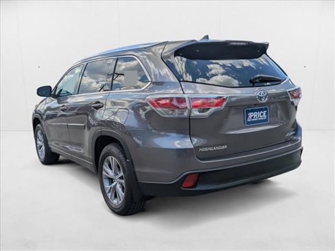 Used 2015 Toyota Highlander XLE image 7