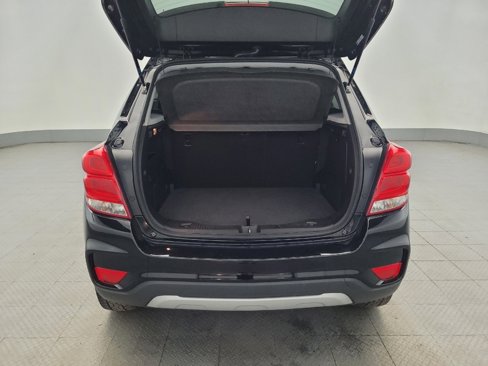 Used 2019 Chevrolet Trax LT w/ LT Convenience Package image 29