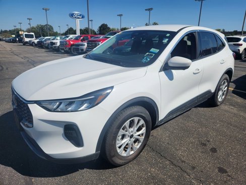 Used 2023 Ford Escape Active w/ Tech Pack #2 image 1