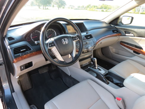 Used 2011 Honda Accord EX-L image 30