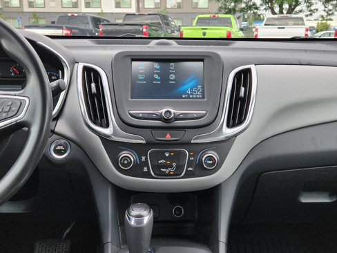 Used 2018 Chevrolet Equinox LS image 17