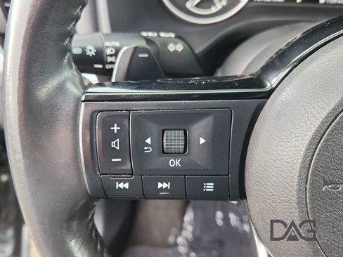 Used 2023 Nissan Rogue SL image 31