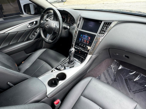 Used 2021 INFINITI Q50 Luxe image 12