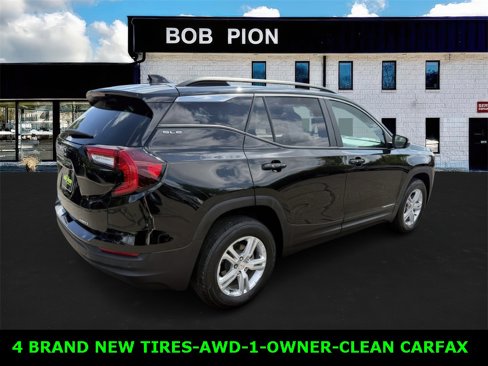 Used 2022 GMC Terrain SLE w/ Driver Convenience Package image 5
