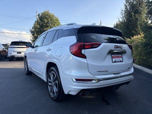 Used 2020 GMC Terrain Denali w/ Denali Premium Package image 3