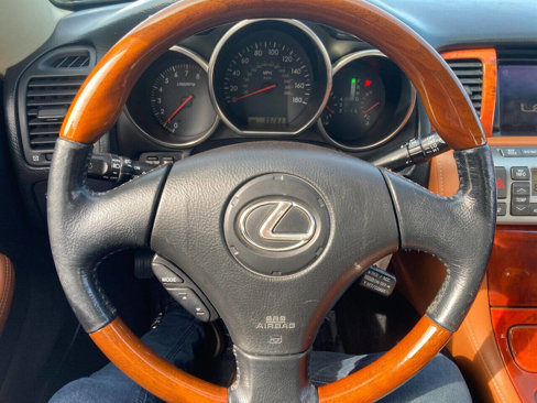 Used 2003 Lexus SC 430 Convertible image 14