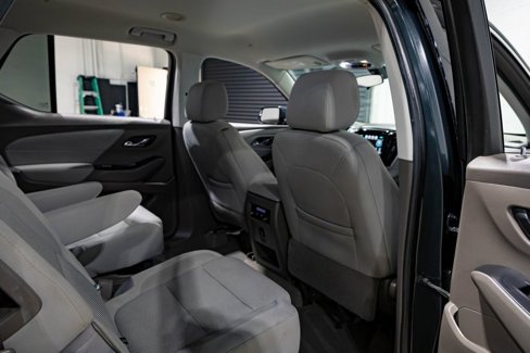 Used 2018 Chevrolet Traverse LT image 29