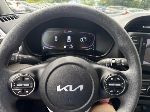 Used 2024 Kia Soul LX w/ Option Group 015 image 26