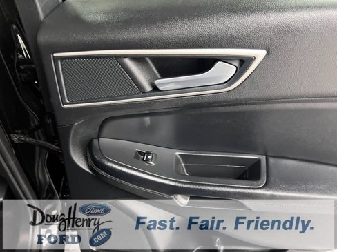 Used 2024 Ford Edge SEL image 32