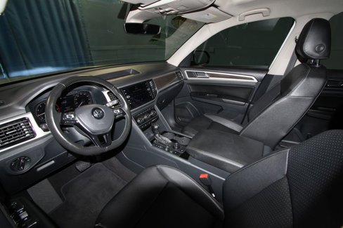 Used 2019 Volkswagen Atlas SEL image 2