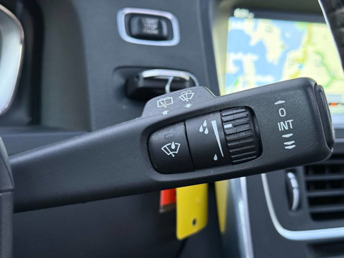 Used 2015 Volvo V60 T5 Premier image 56
