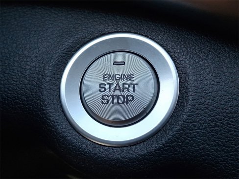 Used 2020 Hyundai Elantra Value Edition w/ Winter Weather Package image 25
