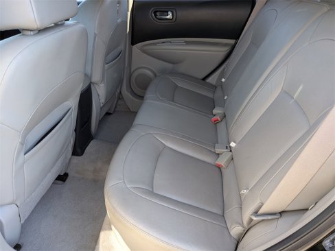 Used 2012 Nissan Rogue SL image 25