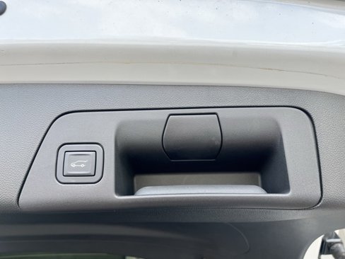 Used 2023 Buick Envision Preferred w/ Sport Touring Package image 40