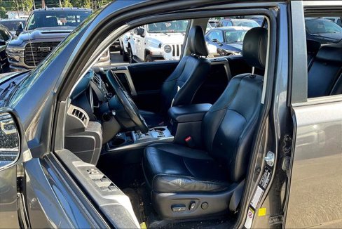 Used 2013 Toyota 4Runner SR5 image 22