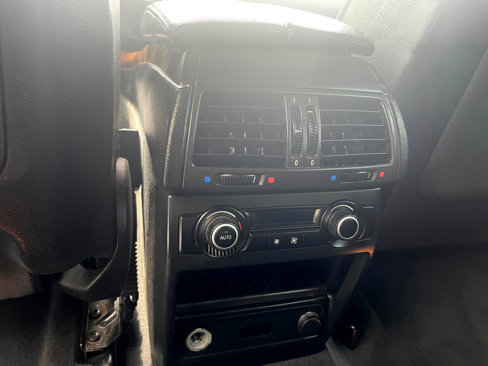 Used 2011 BMW X5 xDrive50i image 26