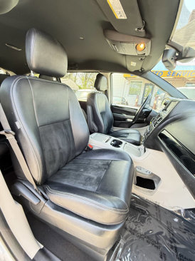 Used 2018 Dodge Grand Caravan SXT image 19