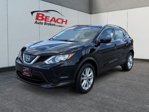 Used 2019 Nissan Rogue Sport SV image 1