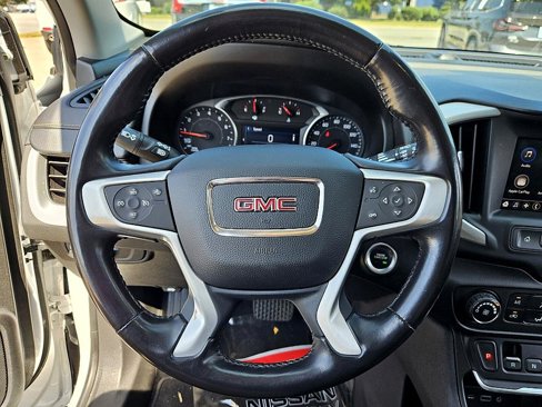 Used 2020 GMC Terrain SLE image 26