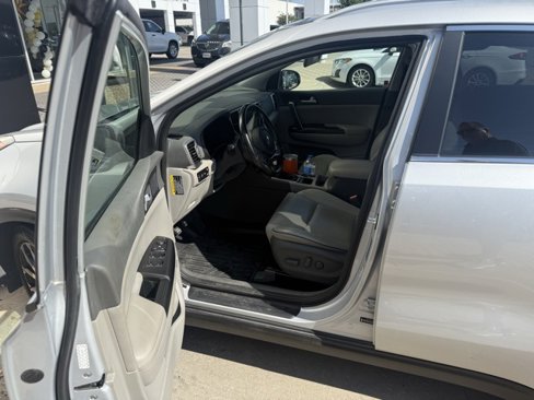 Used 2017 Kia Sportage EX w/ EX Technology Package image 4