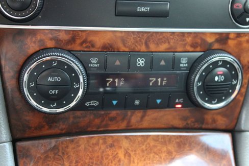 Used 2007 Mercedes-Benz CLK 350 Coupe image 22